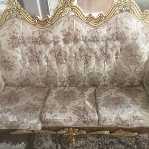 وسایل خانه ب علت مهاجرت ب فروش میرسد