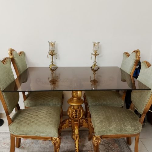 مبل و میز ناهار خوری تمام چوب اصل درحد نو بدون پارگی سوختگی