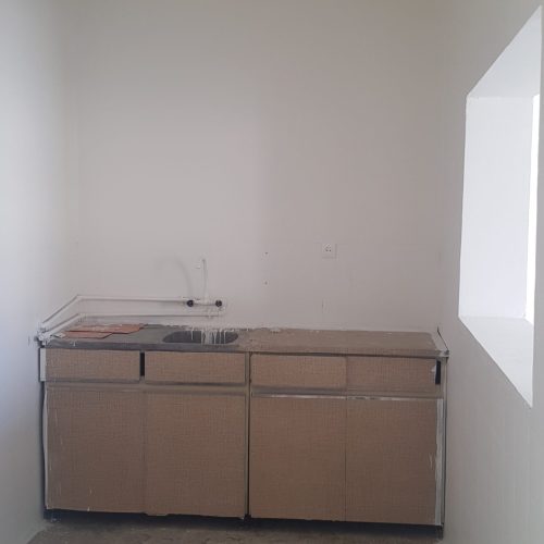 منزل دو طبقه در بست