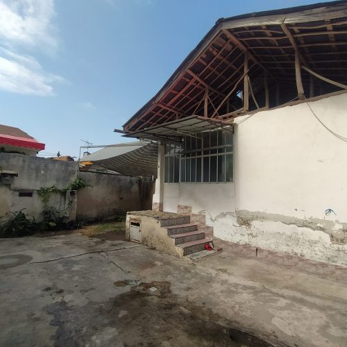 خانه ویلایی قدیمی ساخت