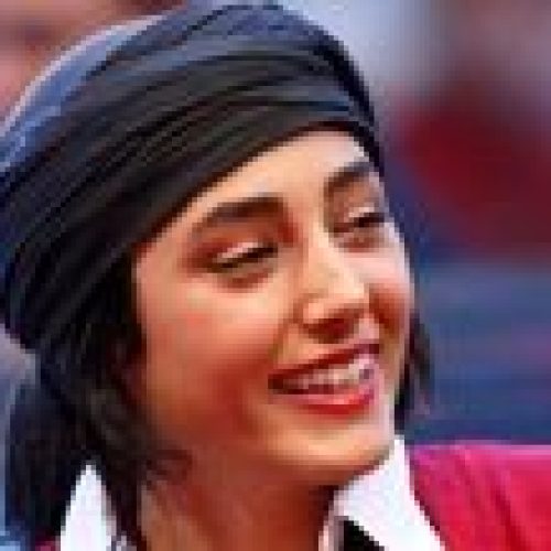 باسلام یک عدد گوشی ,،،,,a10sهست