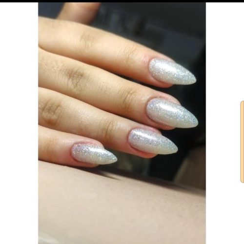 کاشت ناخن با بهترین متریال و و قیمت