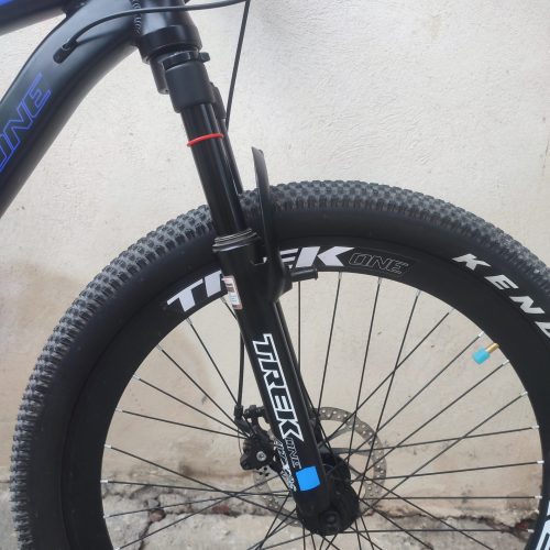 فروش فوری دوچرخه حرفه TREK ONE T_8000 سایز 26