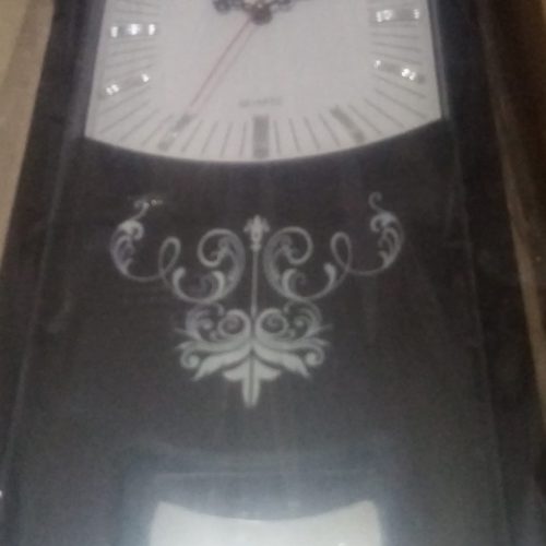 ساعت دیواری