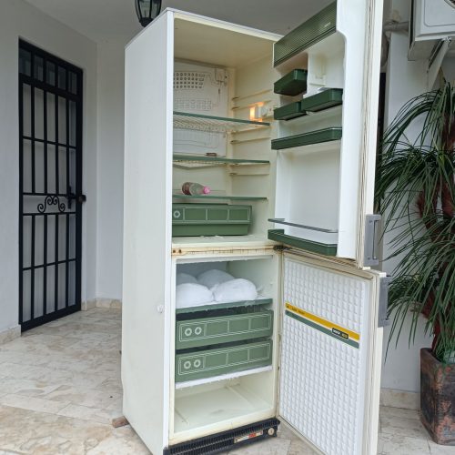 فروش یکدستگاه یخچال فریزر