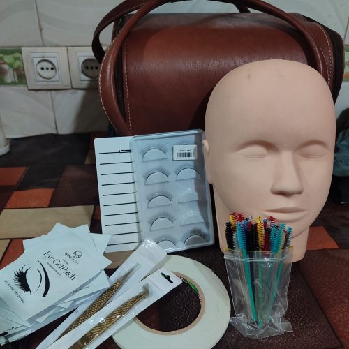 وسایل  خدماتی مژه