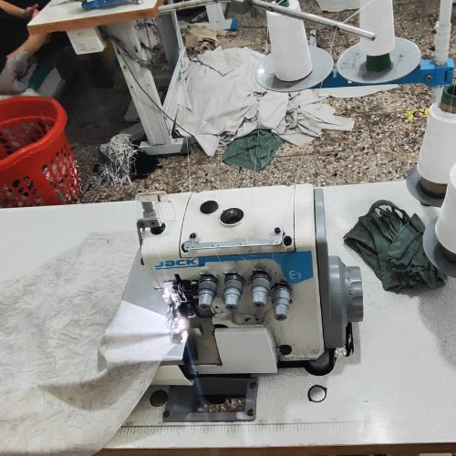 4عدد چرخ خیاطی