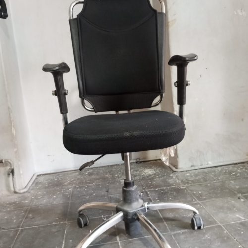 صندلی در حد نو