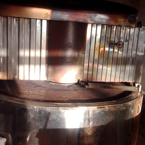 یک عدد دستگاه تنور ماشینی نیم اتو ماتیک و یک عدد دستگاه شاطری دو کاره