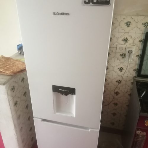 وسایل خانه ب علت مهاجرت ب فروش میرسد