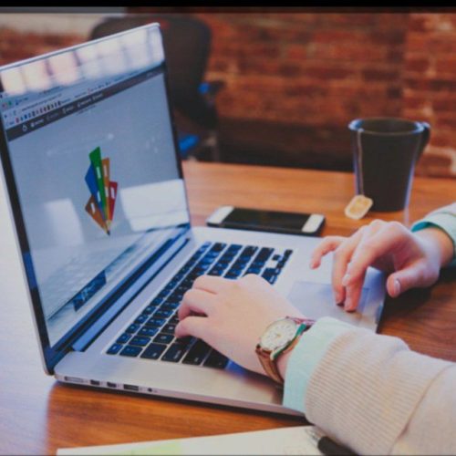 کسب وکار در فضای مجازی بادستمزد روزانا