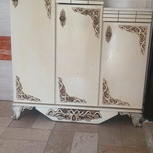 جاکفشی سه در