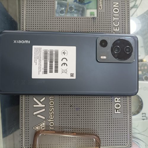 گوشی سیزده لایت حافظه 256رم8