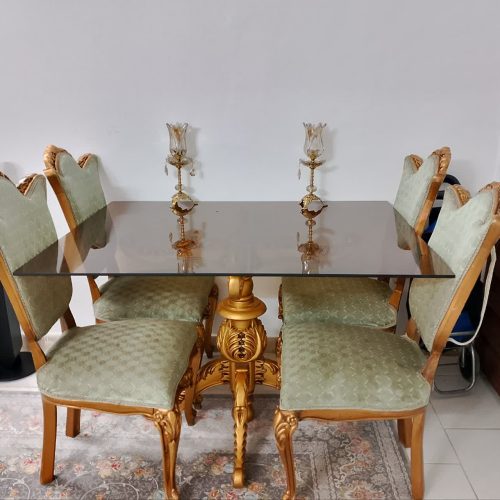 مبل و میز ناهار خوری تمام چوب اصل درحد نو بدون پارگی سوختگی