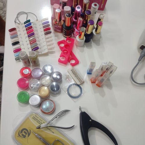 لوازم کاشت ناخن