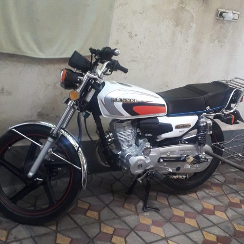 موتورسیکلت 125 درحد خشک استارتی ریموت دار