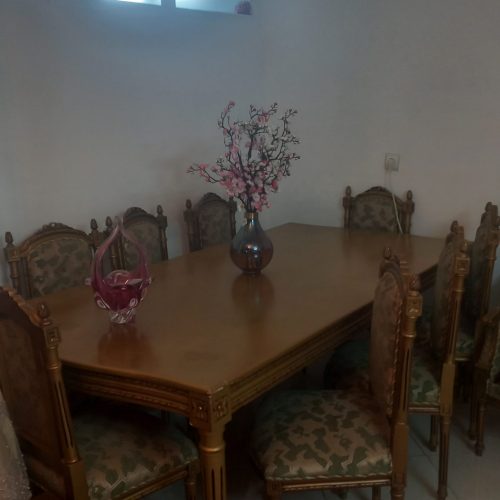 میز و صندلی ناهارخوری و یک دست مزل سلطنتی