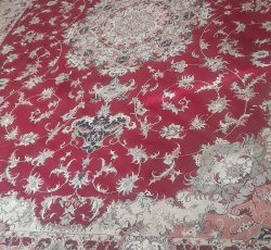 یک جفت فرش خوب پر گوشت قدیمی لاکی