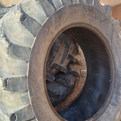 لاستیک عقب تراکتور 285