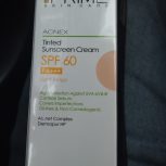 کرم ضد افتاب پریم بژ روشن مناسب پوست چرب زا خاصیت ضد اکنه