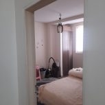 یک واحد فوق 55نیم متر دارای امکاناتی کامل آسانسور تراس انباری پارکینگ اختصاص نقاشی کابینت ام دی اف نزدیک به فروشگاه استخر دانشگاه زمین فوتبال پارک در بهترین موقعیت پیشوا ورامین