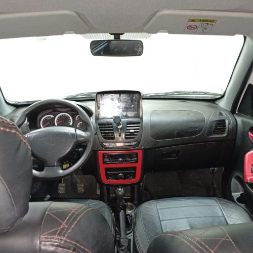 کوئیک 1401 سفید قرمز