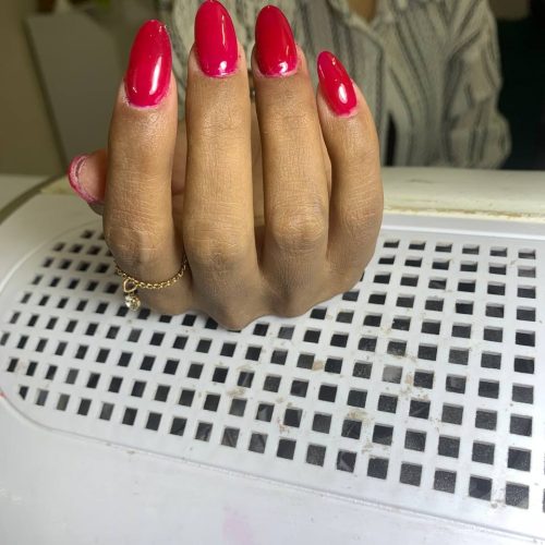 کاشت و ترمیم ناخن به قیمت مناسبب😍