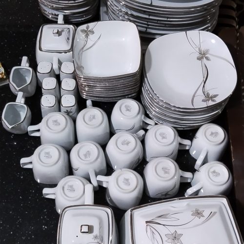 ظروف آشپزخانه