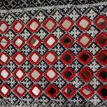 با سلام دوستان من انواع کریشی و دوخت آینه انجام می‌دهم .