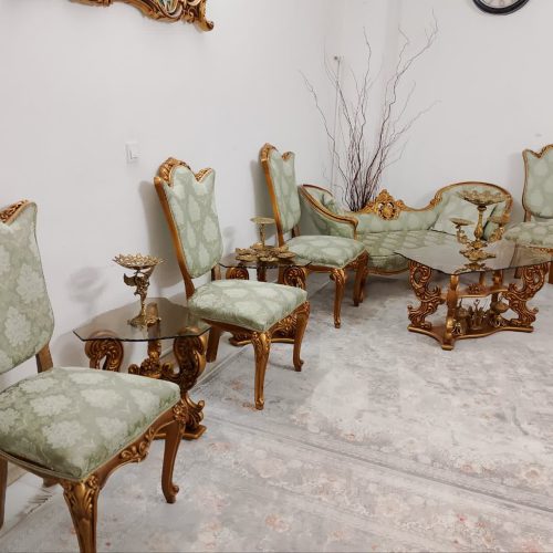 مبل و میز ناهار خوری تمام چوب اصل درحد نو بدون پارگی سوختگی