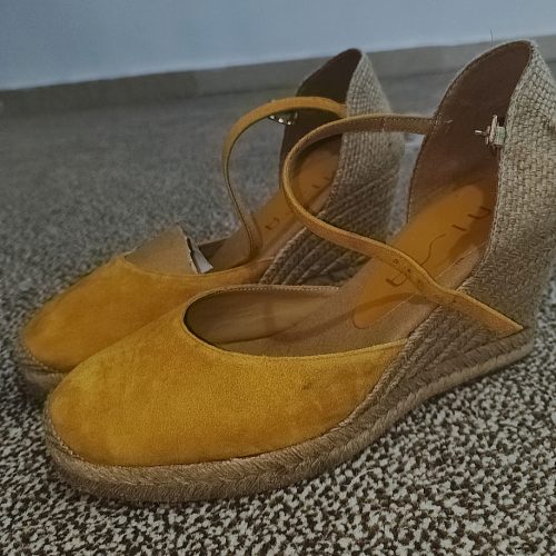 کفش و کیف در حد نو