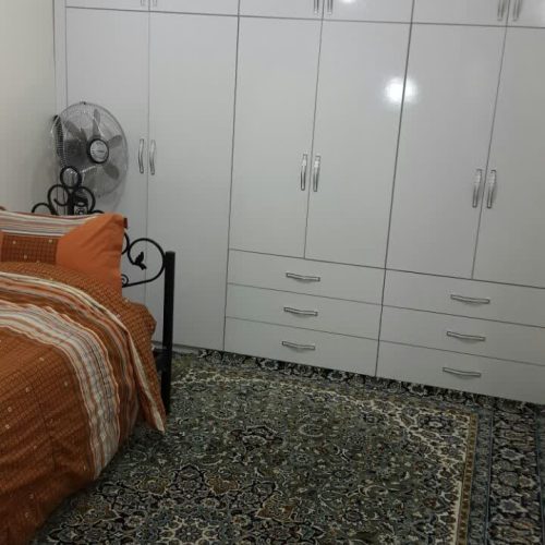 اپارتمان 85 متری دو خوابه کف سرامیک محله خوب مرکز شهر با همسایگان خوب