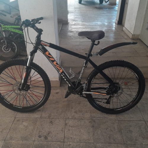 سلام.دوچرخه در حد نو دو ماه و نیم سه ماه کارکرد یه بار فقط تنظیم میخواد.