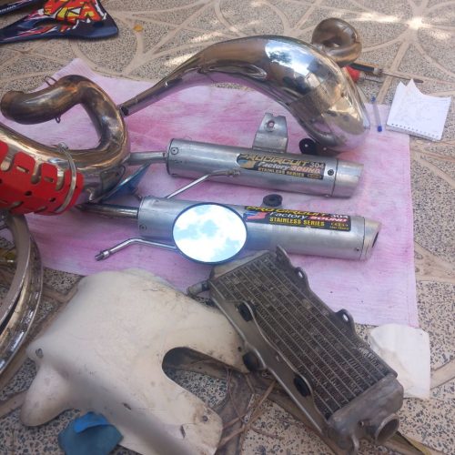 وسایل هندا crm250 با یاماها ار اس 125