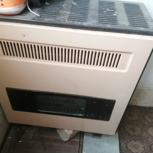 وسایل خانه ب علت مهاجرت ب فروش میرسد