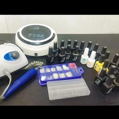 با سلام لوازم ناخن به فروش میرسد