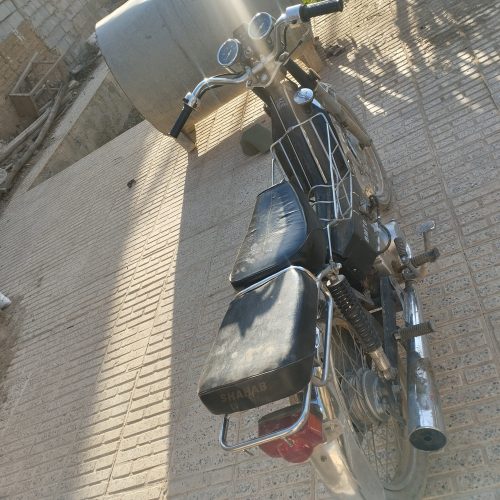 موتور بدون پلاک هست