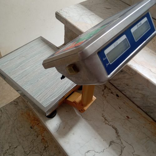 ترازو دیجیتال محک