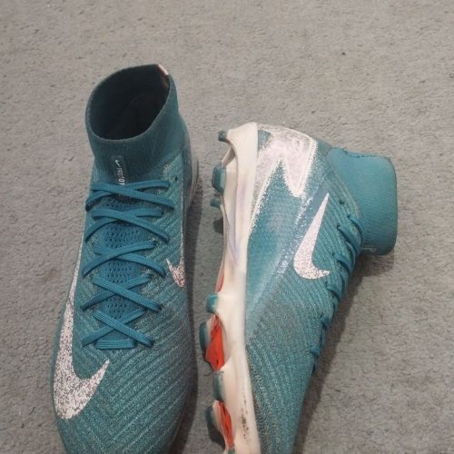 کفش فوتبالی nike air zoom mercurial