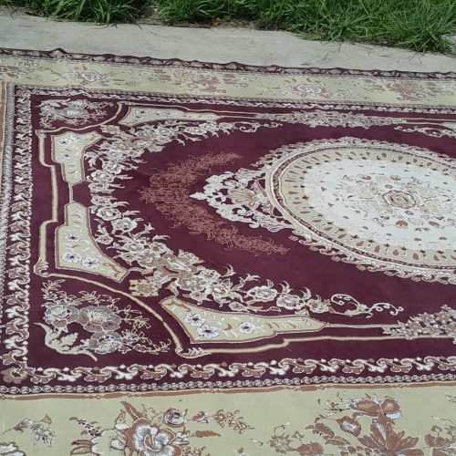 یک عدد فرش 12 متری . تمیز و بیدون لکه