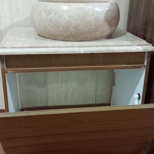 یک عدد روشویی سنگ اصل