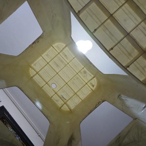 پله دور رنگ اتاق تعویض