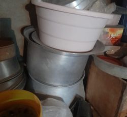 سرایداری ونظارت.جابجای  وسایل منزل برای چیدمان