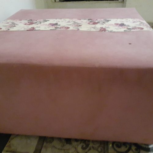 میزمبلی صورتی