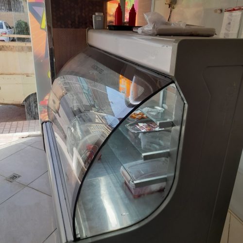 یخچال ویترینی شیشه خم