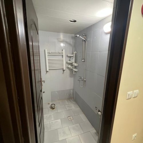 آپارتمان بهارستان