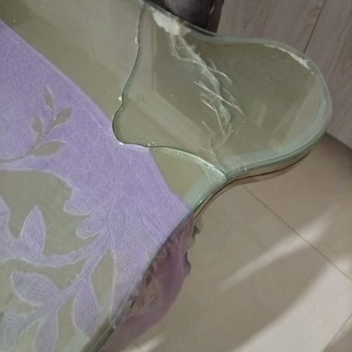 یک دست میزنهارخوری باشش صندلی