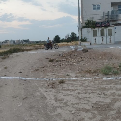 زمین 100متری