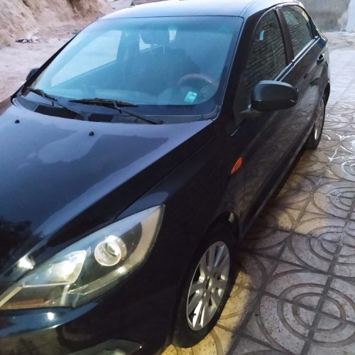 ماشین ام وی ام بدون رنگ