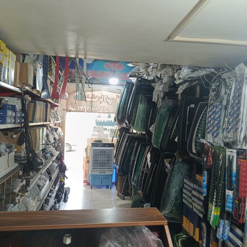 شیشه اتومبیل